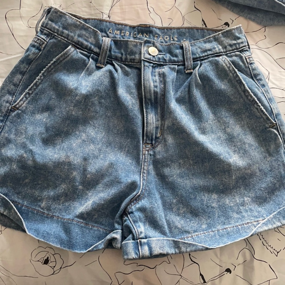 Vintage mom shorts